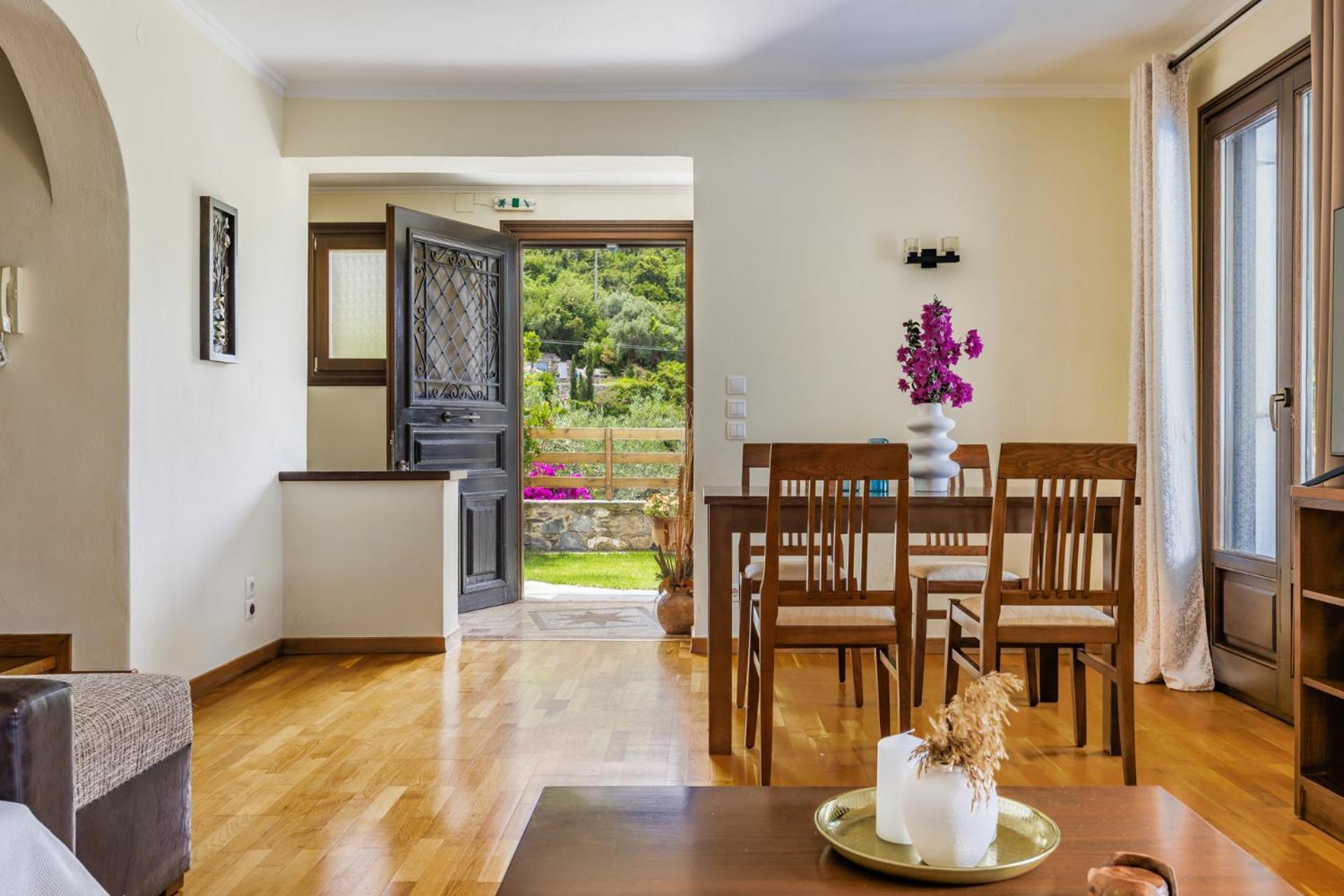 Alexandra'S Villa Skopelos Town Exterior photo