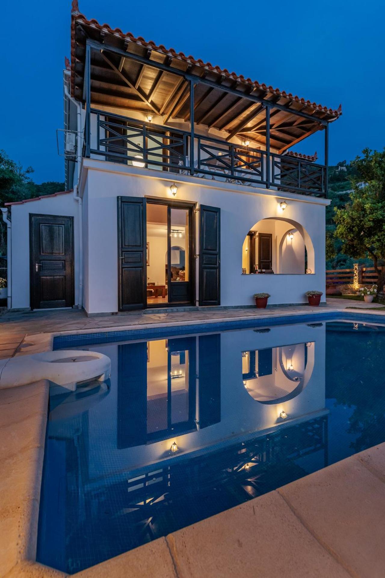 Alexandra'S Villa Skopelos Town Exterior photo